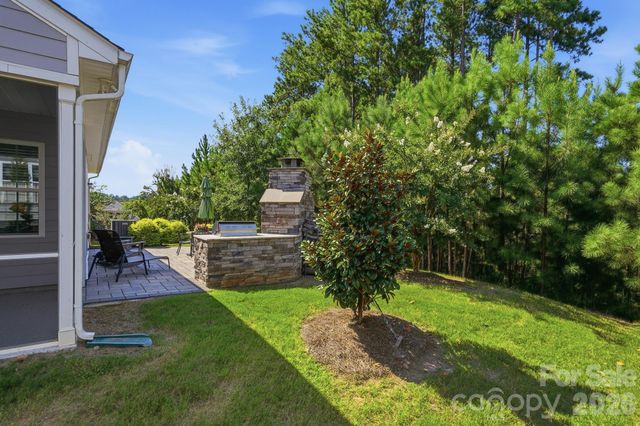 1017 Dali Boulevard, Mount Holly, NC 28120