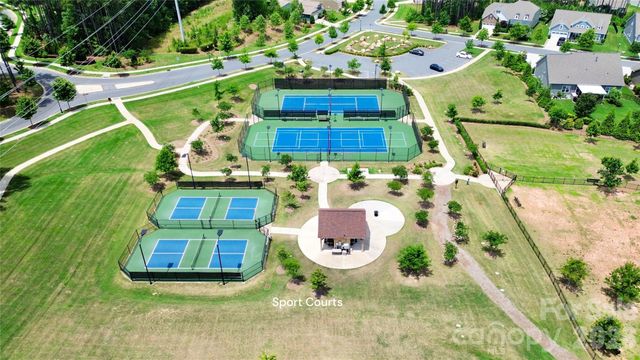 1017 Dali Boulevard, Mount Holly, NC 28120