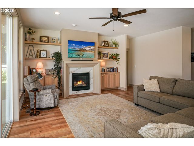 456 CHURCHDALE Ave, Keizer, OR 97303