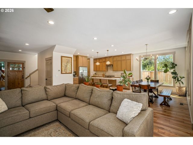456 CHURCHDALE Ave, Keizer, OR 97303
