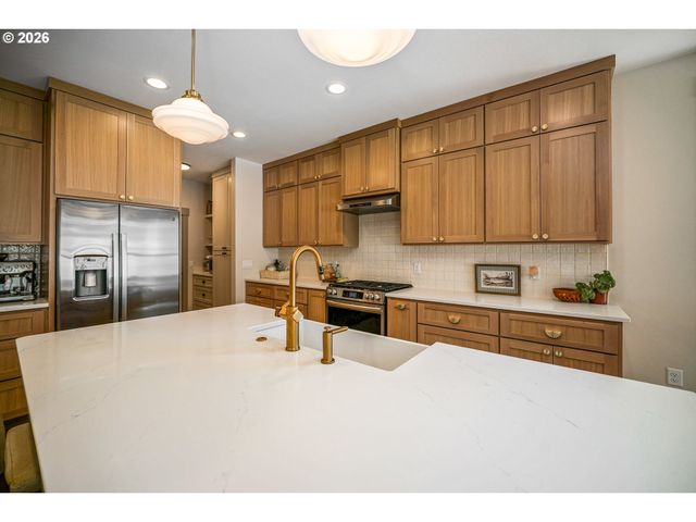 456 CHURCHDALE Ave, Keizer, OR 97303