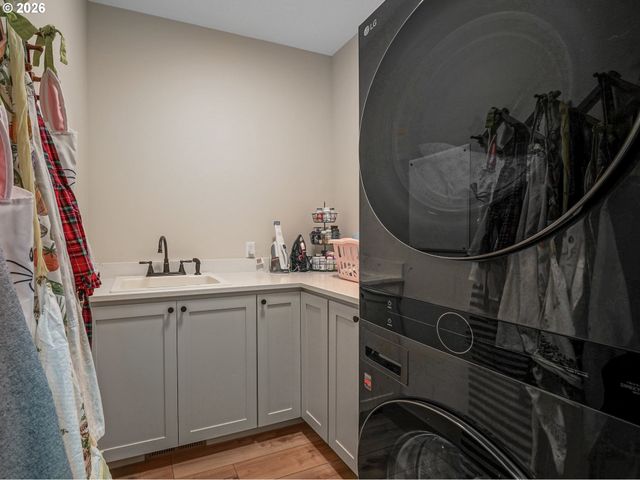 456 CHURCHDALE Ave, Keizer, OR 97303