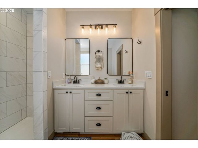 456 CHURCHDALE Ave, Keizer, OR 97303