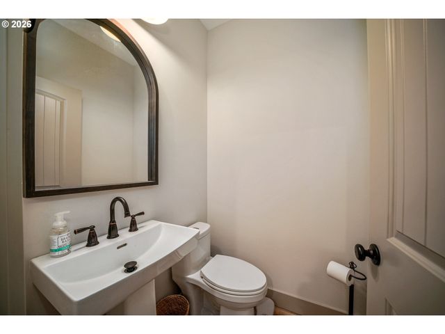 456 CHURCHDALE Ave, Keizer, OR 97303
