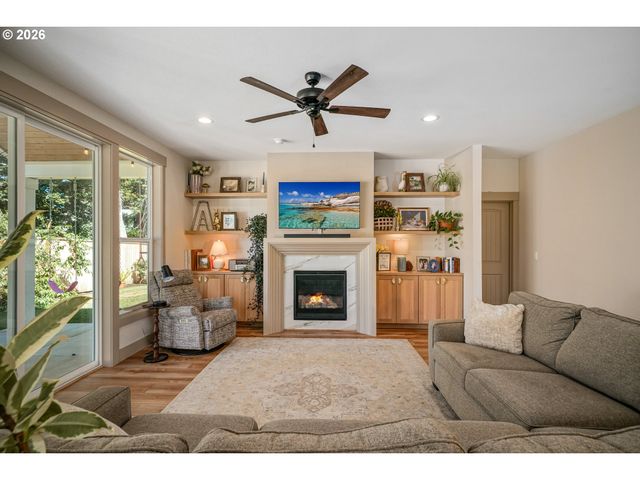 456 CHURCHDALE Ave, Keizer, OR 97303