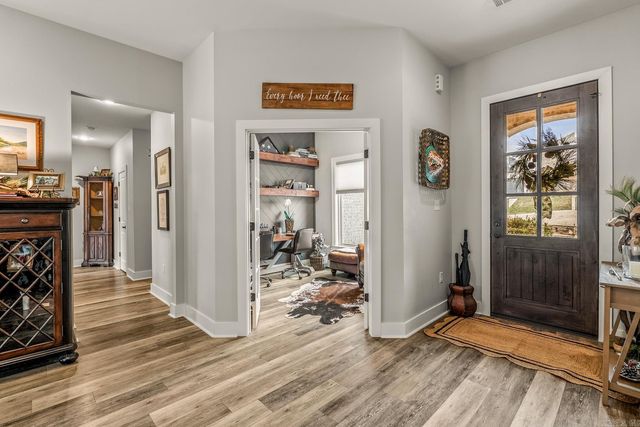 18805 Lochridge Drive, Little Rock, AR 72210