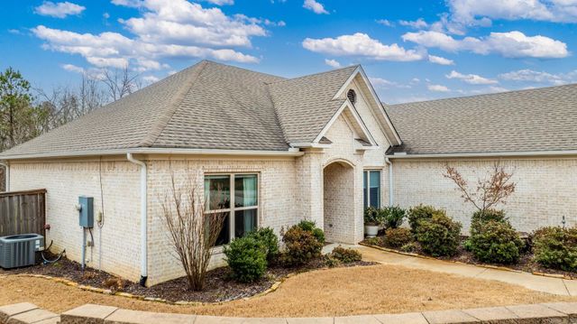 18805 Lochridge Drive, Little Rock, AR 72210