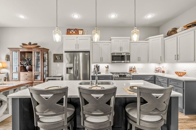 18805 Lochridge Drive, Little Rock, AR 72210