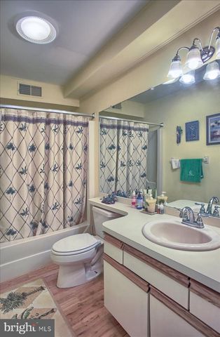 563 ROSLAIRE DR, Hummelstown, PA 17036