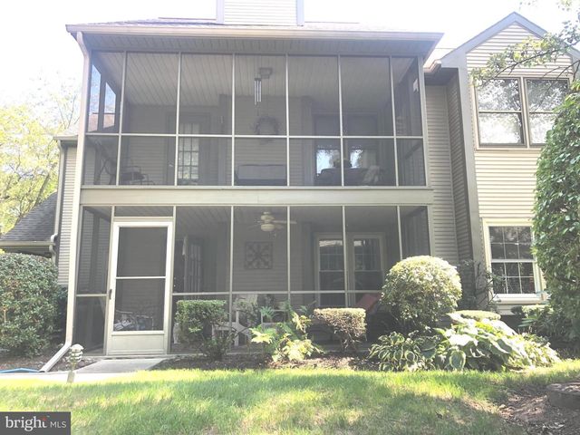 563 ROSLAIRE DR, Hummelstown, PA 17036