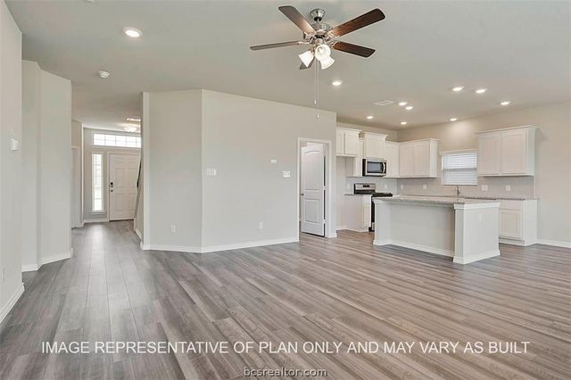 1220 Watkins Way, College Station, TX 77845