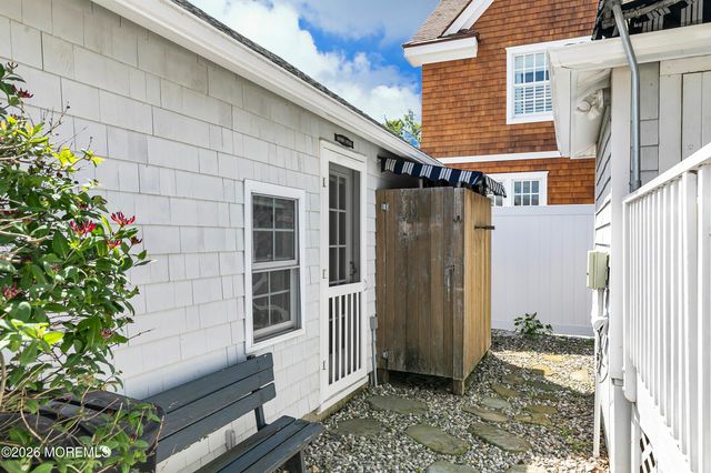 202 Lake Avenue, Bay Head, NJ 08742