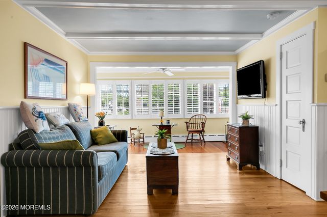 202 Lake Avenue, Bay Head, NJ 08742