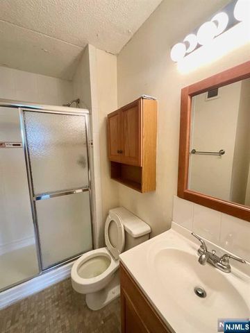 250 Gorge Road 7-H, Cliffside Park, NJ 07010