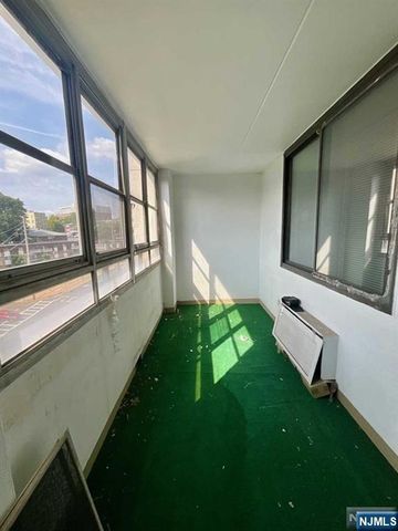 250 Gorge Road 7-H, Cliffside Park, NJ 07010