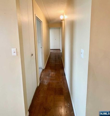 250 Gorge Road 7-H, Cliffside Park, NJ 07010
