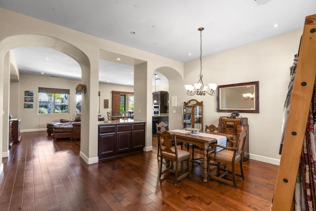 2885 Blackwood Avenue, Clovis, CA 93619