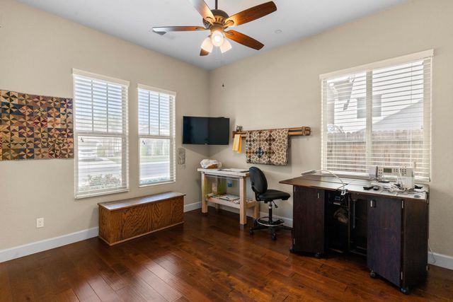 2885 Blackwood Avenue, Clovis, CA 93619