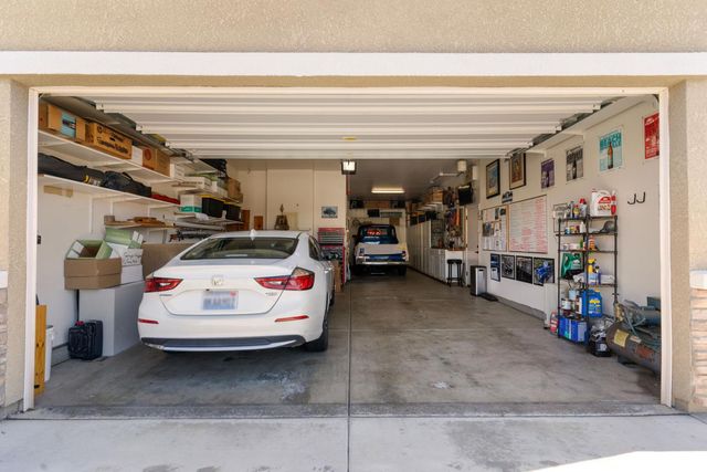 2885 Blackwood Avenue, Clovis, CA 93619