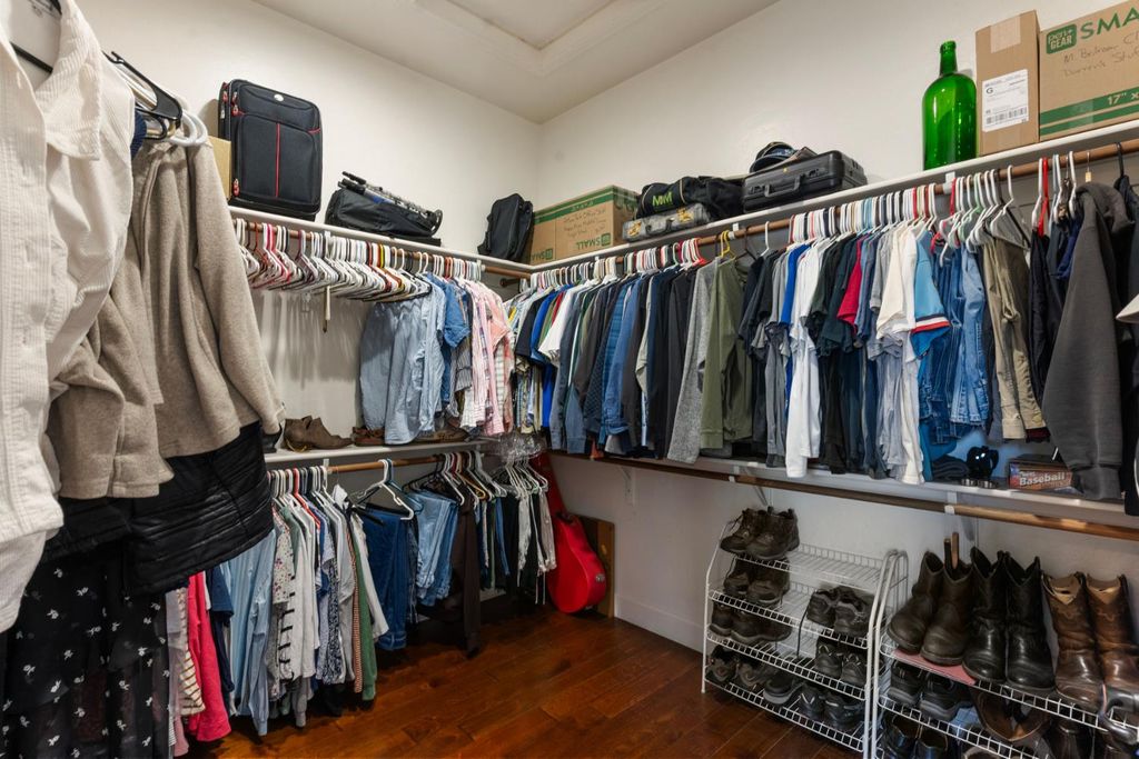 Image 20 of property listing at 2885 Blackwood Avenue, Clovis, CA 93619