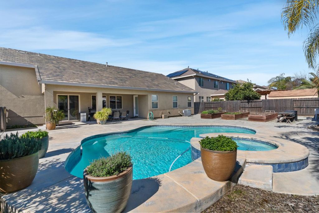 Image 27 of property listing at 2885 Blackwood Avenue, Clovis, CA 93619