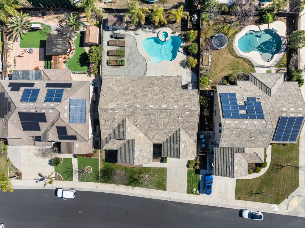 Image 4 of property listing at 2885 Blackwood Avenue, Clovis, CA 93619