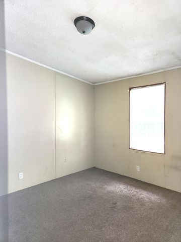 7825 County Lane 186, Carthage, MO 64836