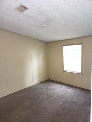 7825 County Lane 186, Carthage, MO 64836
