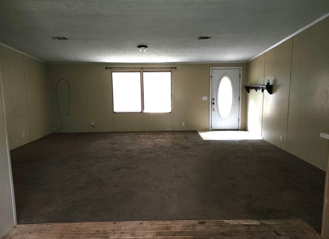 7825 County Lane 186, Carthage, MO 64836