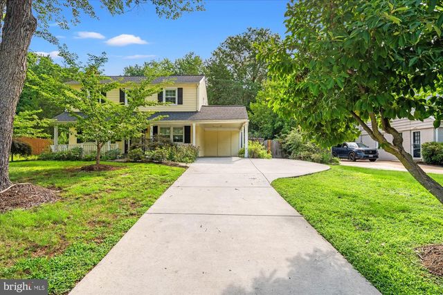 8705 BLUEDALE ST, Alexandria, VA 22308