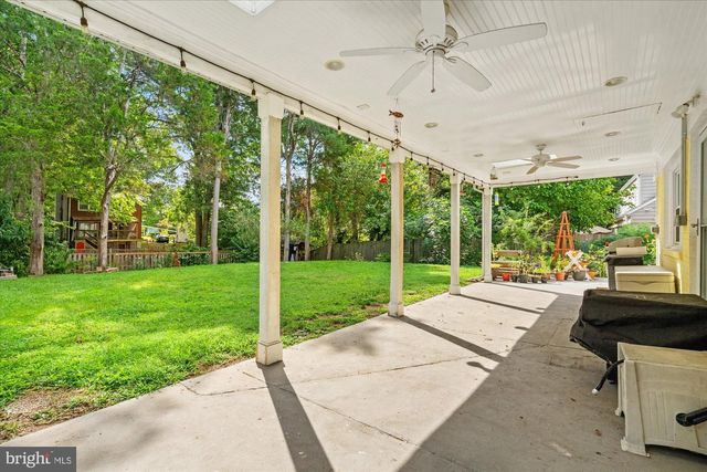 8705 BLUEDALE ST, Alexandria, VA 22308