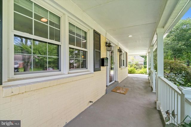 8705 BLUEDALE ST, Alexandria, VA 22308