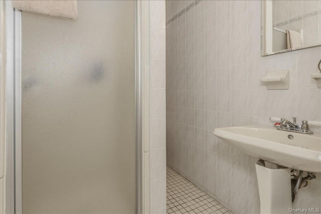 22250 Braddock Avenue, Queens Village, NY 11428