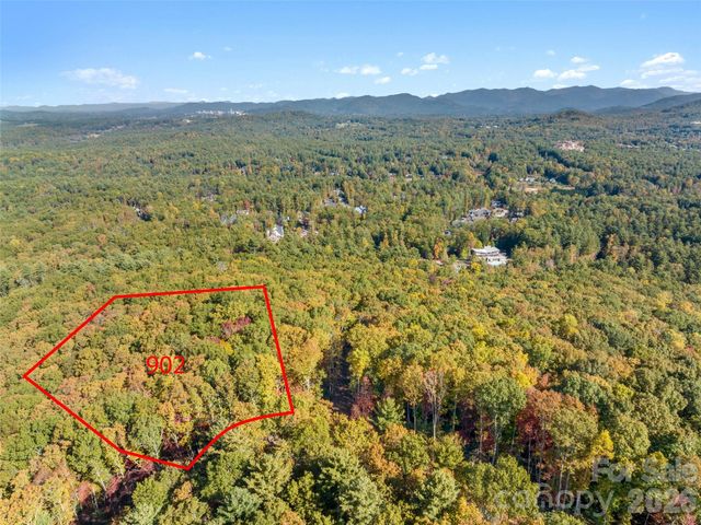 676 Tea House Drive 902, Asheville, NC 28803