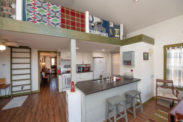 6559 N 1225, Monticello, IN 47960