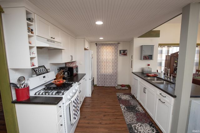 6559 N 1225, Monticello, IN 47960