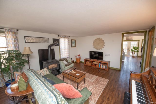 6559 N 1225, Monticello, IN 47960