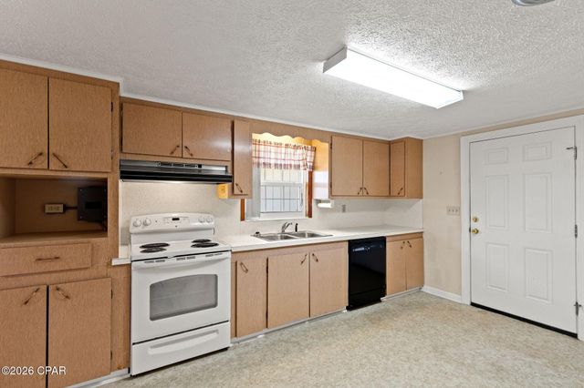 2532 Lisenby Avenue, Panama City, FL 32405