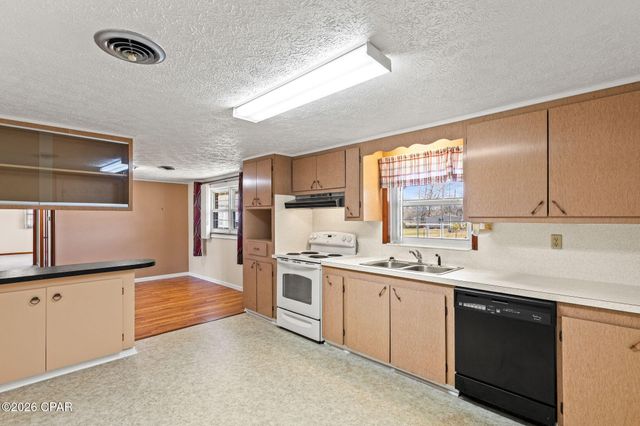 2532 Lisenby Avenue, Panama City, FL 32405