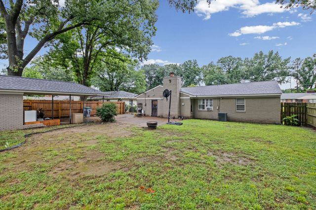 5084 WOODLARK AVE, Memphis, TN 38117
