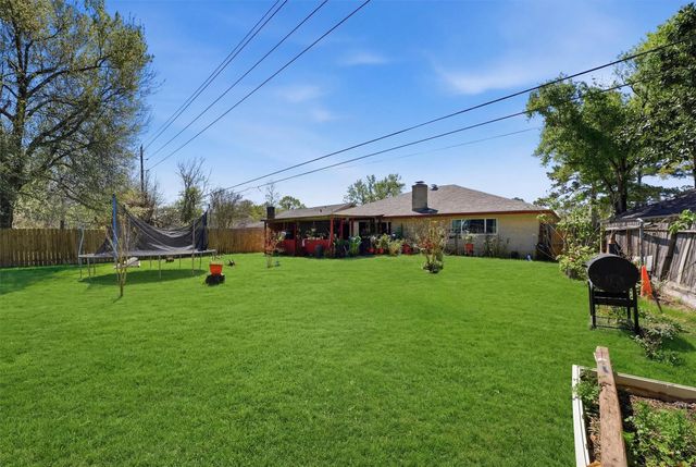 6203 Sunnygate Drive, Spring, TX 77373