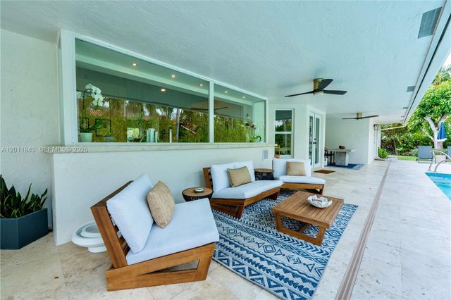 10461 SW 121st St, Miami, FL 33176