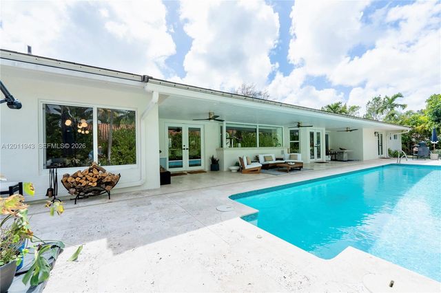 10461 SW 121st St, Miami, FL 33176