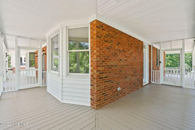 561 White Tail Lane, Willard, NC 28478