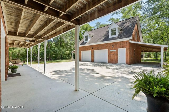 561 White Tail Lane, Willard, NC 28478