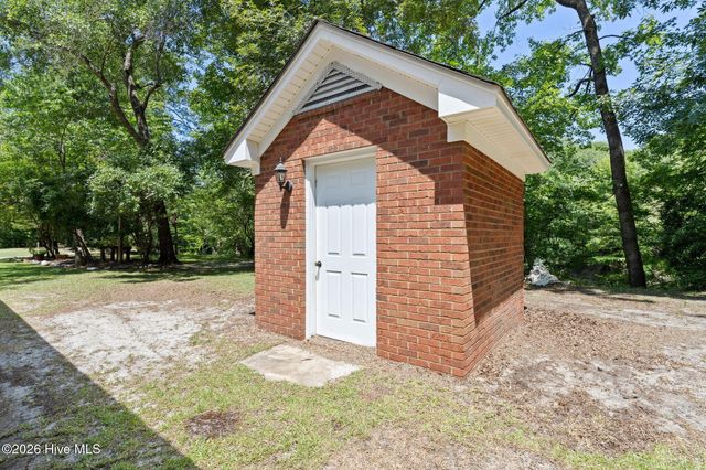 561 White Tail Lane, Willard, NC 28478