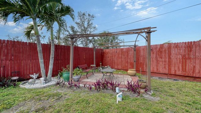 1080 PIEDMONT ROAD, Venice, FL 34293