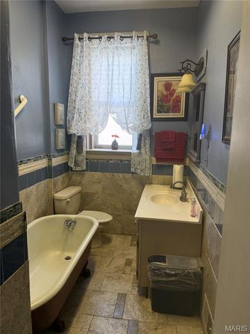 2935 Saint Vincent Avenue, St Louis, MO 63104
