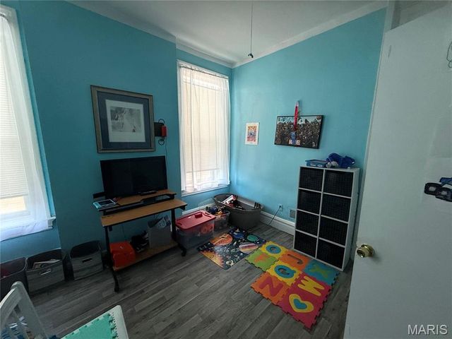 2935 Saint Vincent Avenue, St Louis, MO 63104