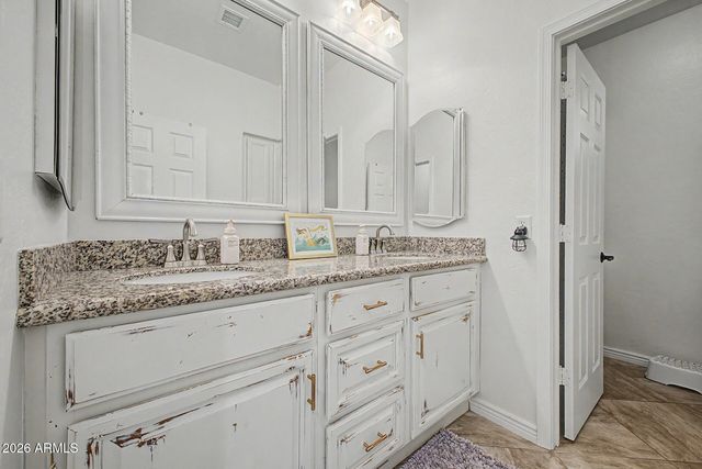 134 E FRANCES Lane, Gilbert, AZ 85295